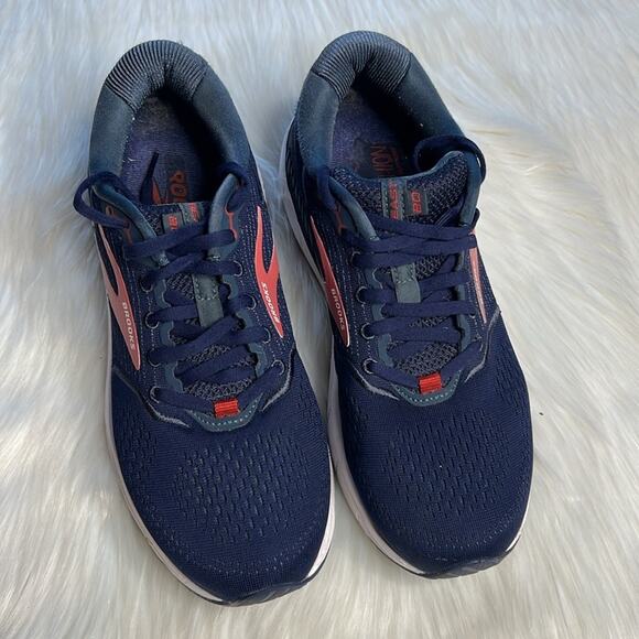 Brooks Navy and Red Beast 20 Sneakers - Picture 4 of 8